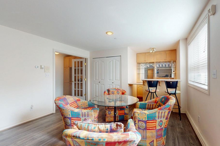 1926 W 62nd Avenue Vancouver, BC - 29