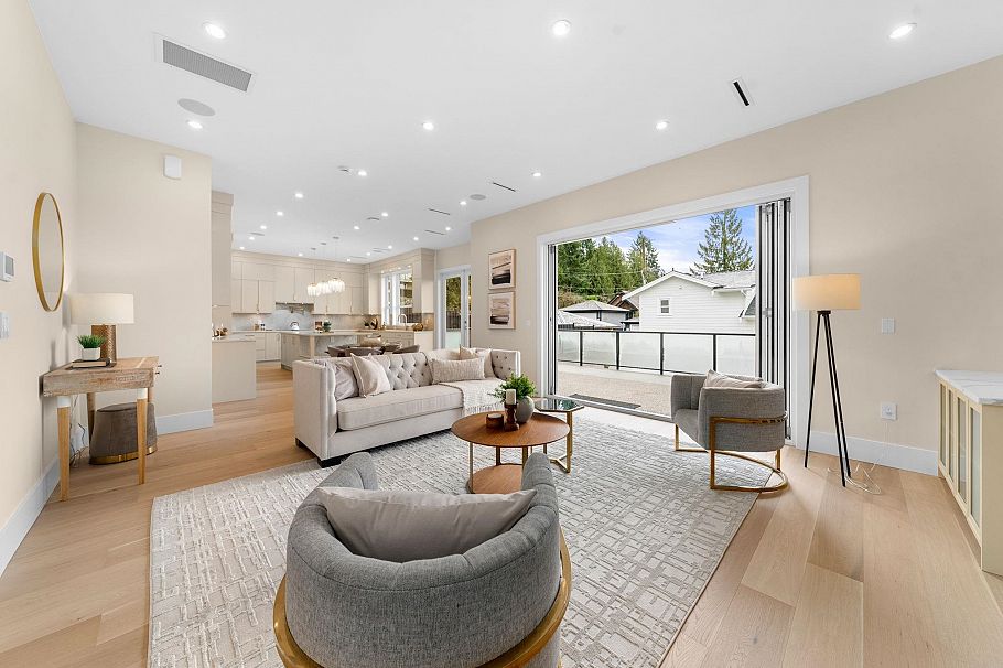 361 E 22nd Street North Vancouver, BC - 16