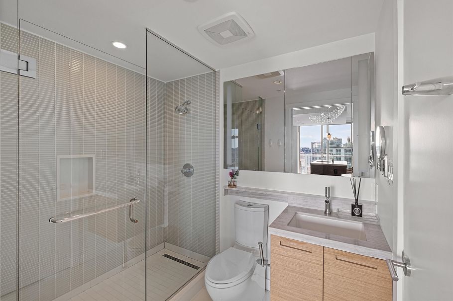 3511 777 Richards Street Vancouver, BC - 16