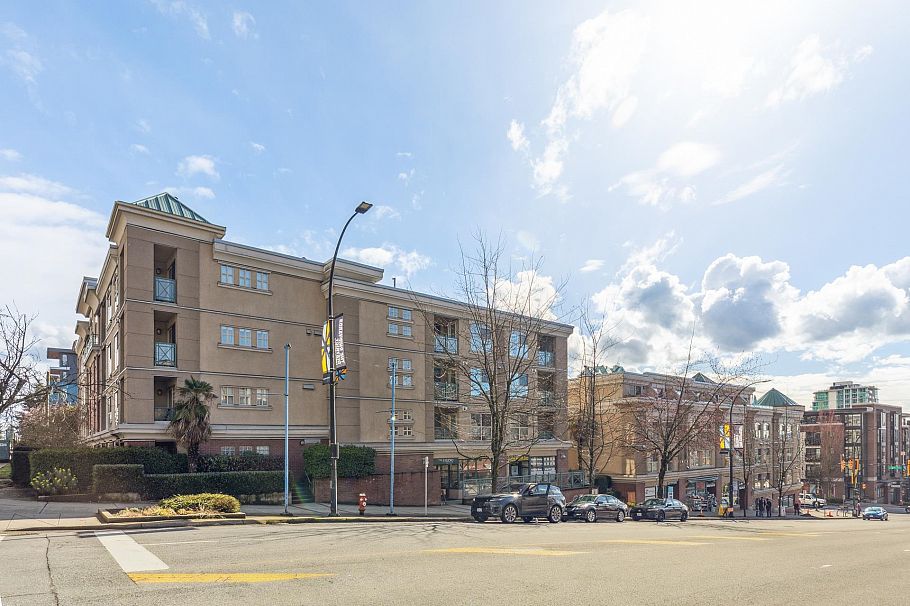 218 332 Lonsdale Avenue North Vancouver, BC - 26