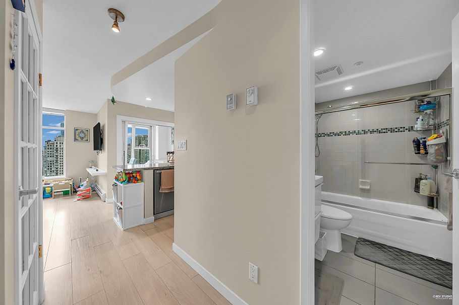 2901 1008 Cambie Street Vancouver, BC - 7