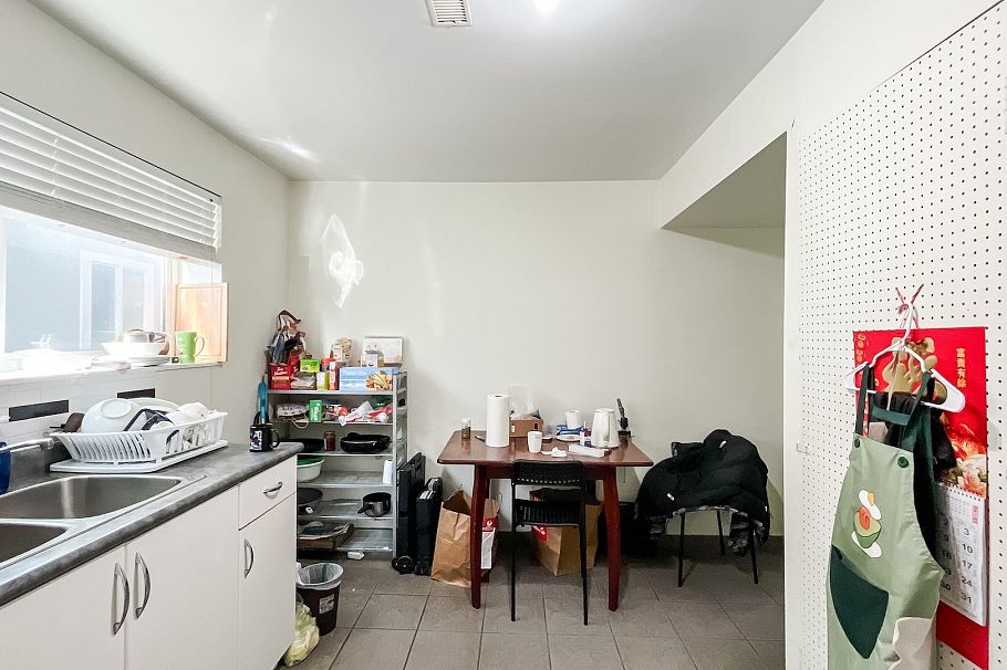 1420 Park Drive Vancouver, BC - 30