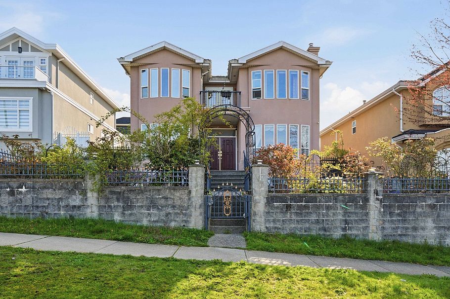 7962 Victoria Drive Vancouver, BC - 5