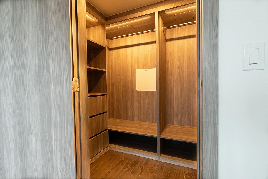 605 8555 Capstan Way Richmond, BC - 11