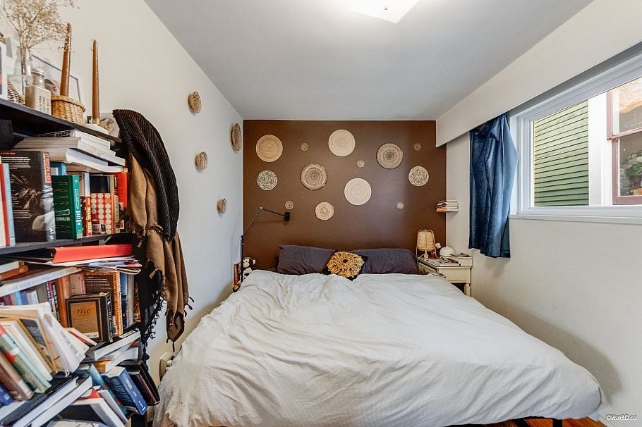 764 E Georgia Street Vancouver, BC - 11