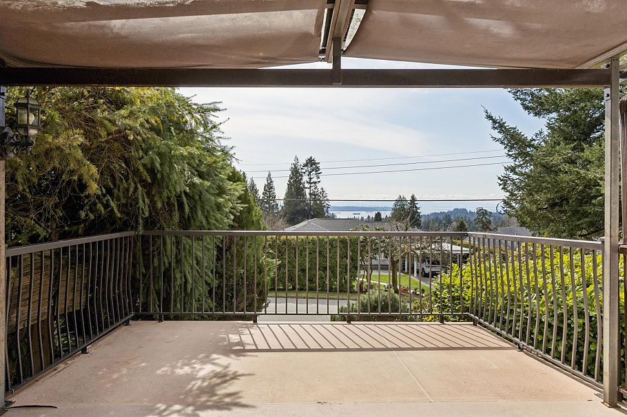 702 Winona Avenue North Vancouver, BC - 19