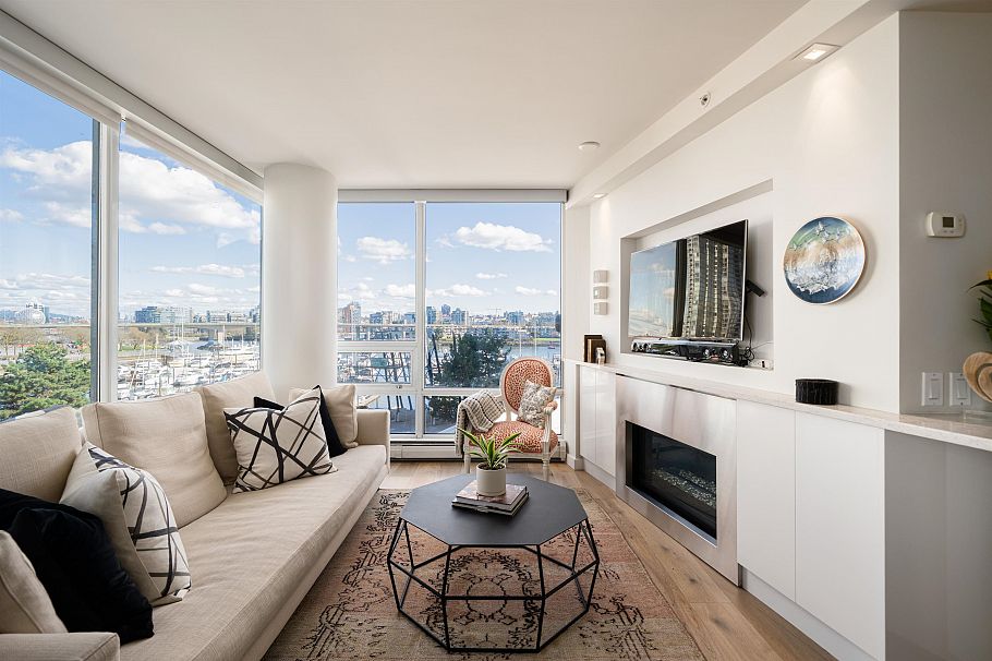 505 1201 Marinaside Crescent Vancouver, BC - 7