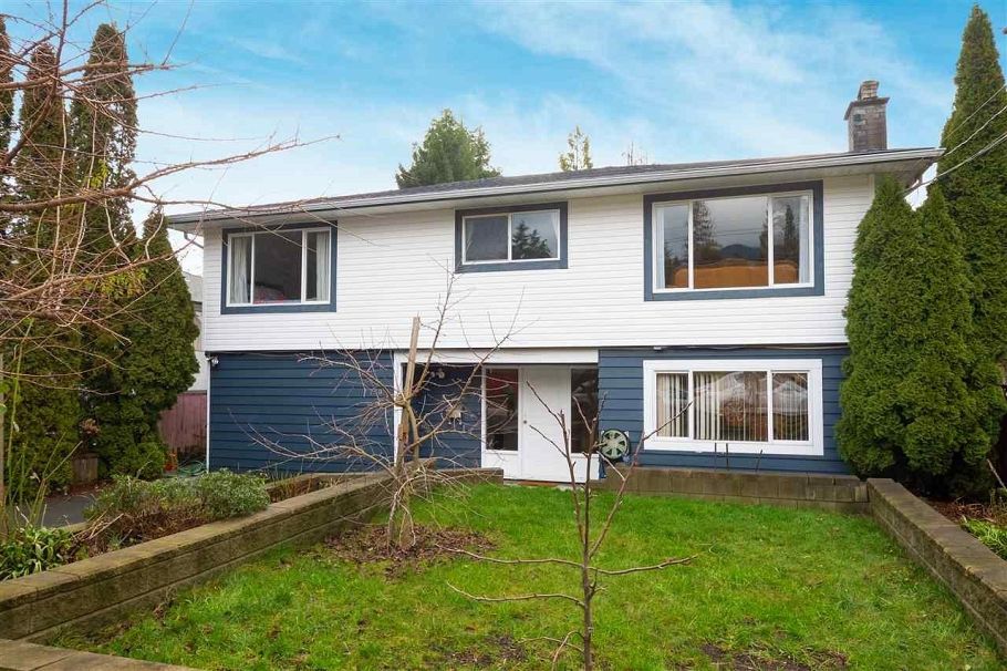 759 Morgan Road North Vancouver, BC - 1