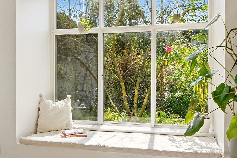 113 1111 Lynn Valley Road North Vancouver, BC - 11