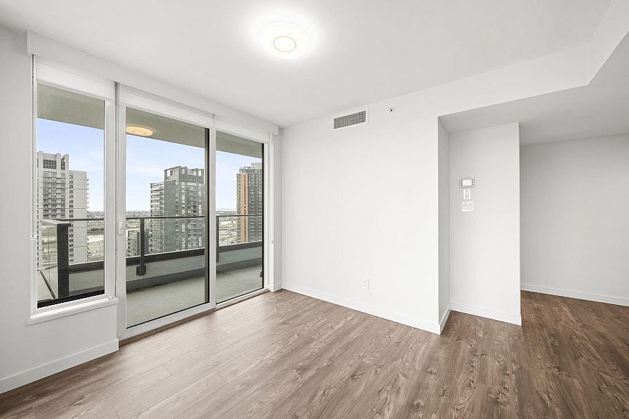 2407 8189 Cambie Street Vancouver, BC - 6