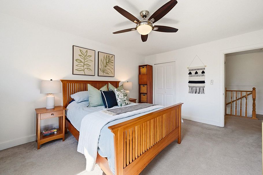 931 Old Lillooet Road North Vancouver, BC - 25