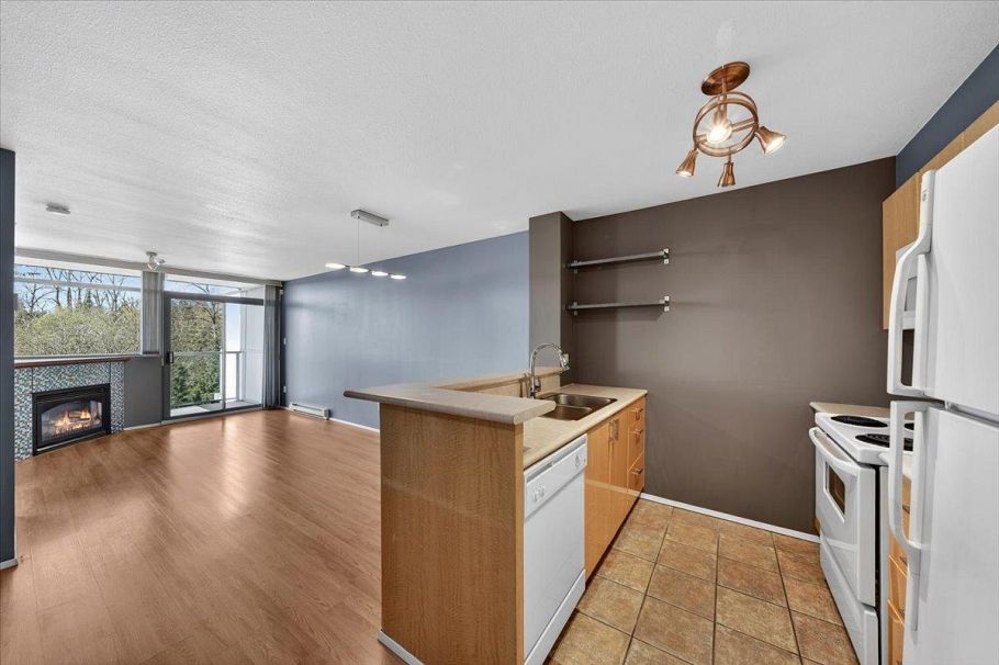 909 2733 Chandlery Place Vancouver, BC - 13