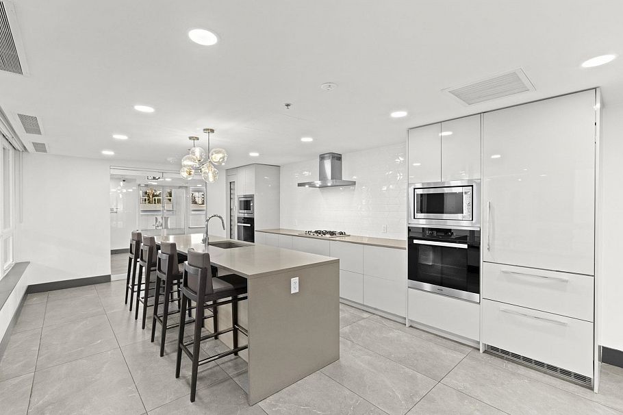 201 1675 Lions Gate Lane North Vancouver, BC - 27