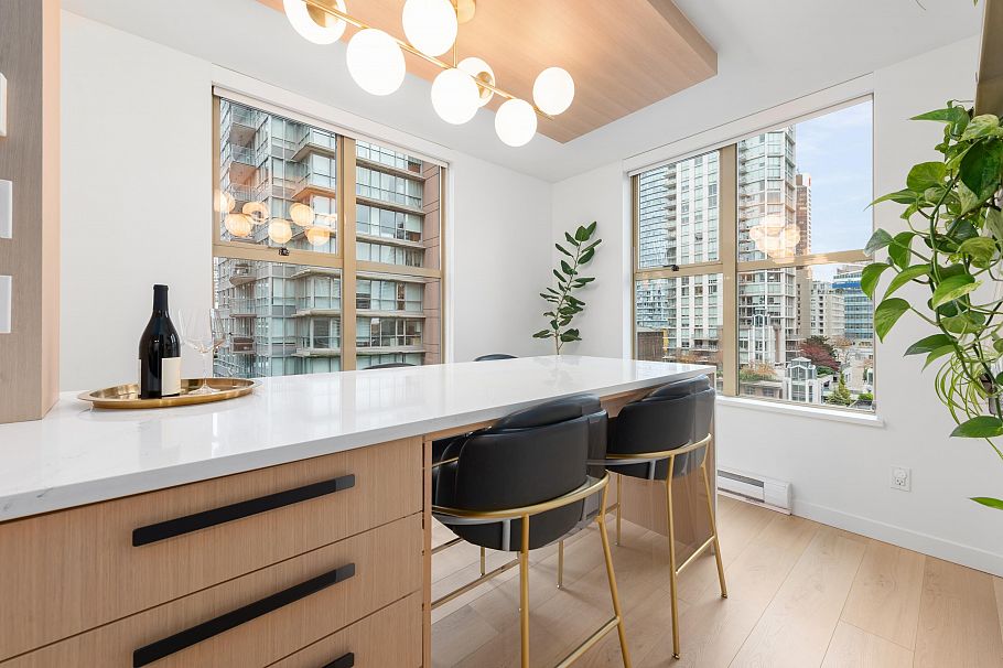 1203 969 Richards Street Vancouver, BC - 9