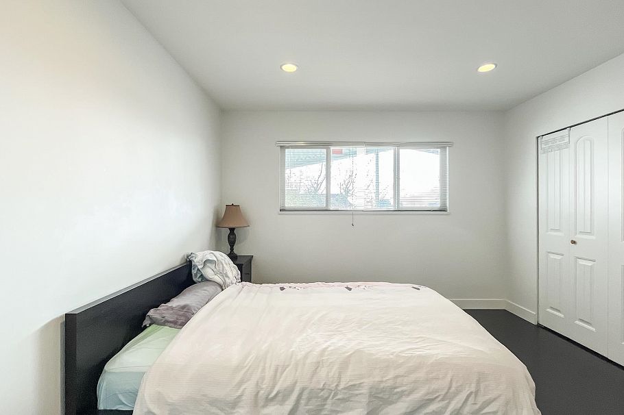 1420 Park Drive Vancouver, BC - 13