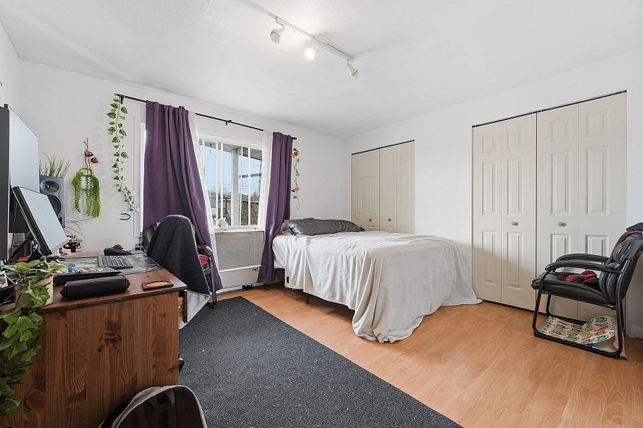 6777 Kerr Street Vancouver, BC - 18