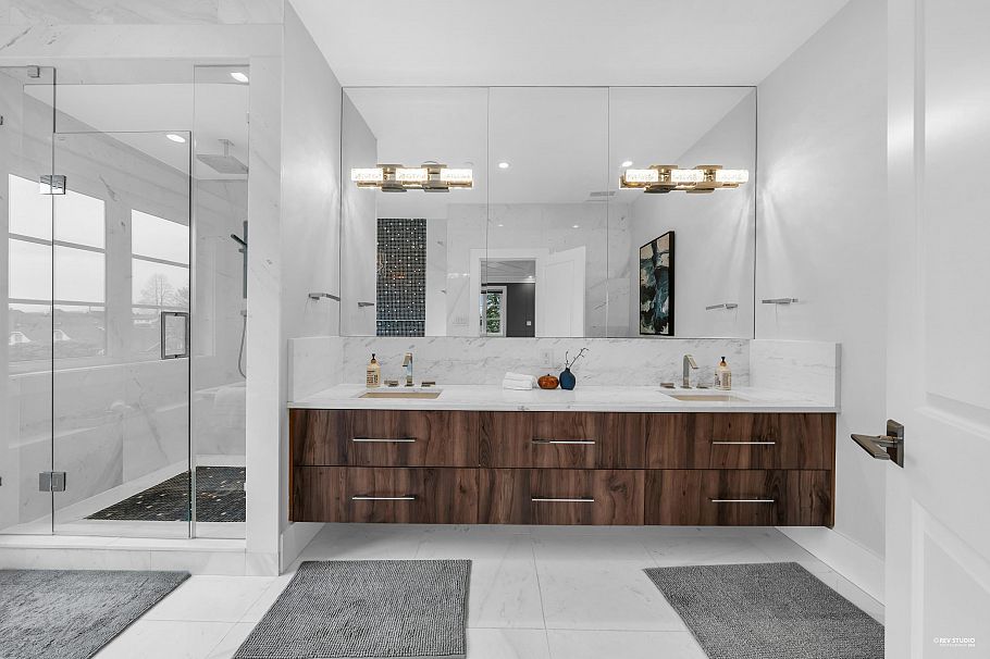 2820 W 32nd Avenue Vancouver, BC - 20