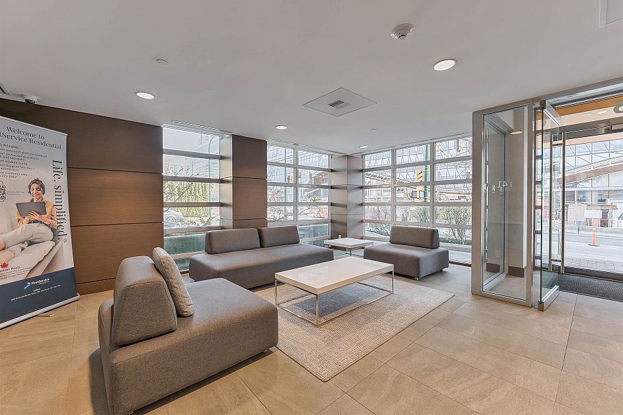 202 655 W 41st Avenue Vancouver, BC - 14