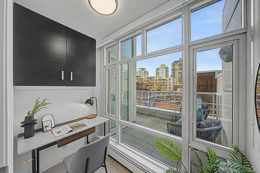 TH A 1199 Marinaside Crescent Vancouver, BC - 19