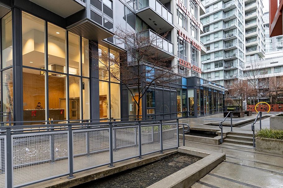 710 111 E 1st Avenue Vancouver, BC - 32