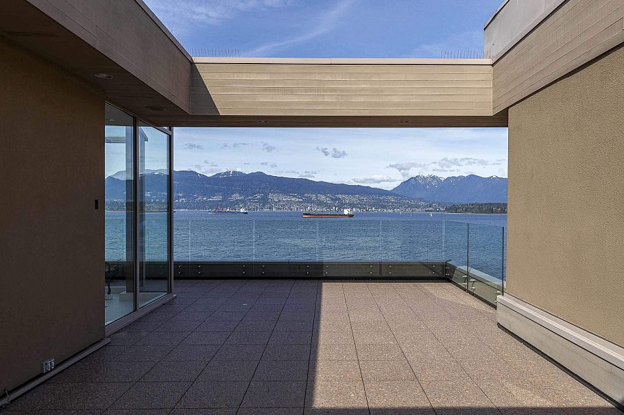 3513 Point Grey Road Vancouver, BC - 30