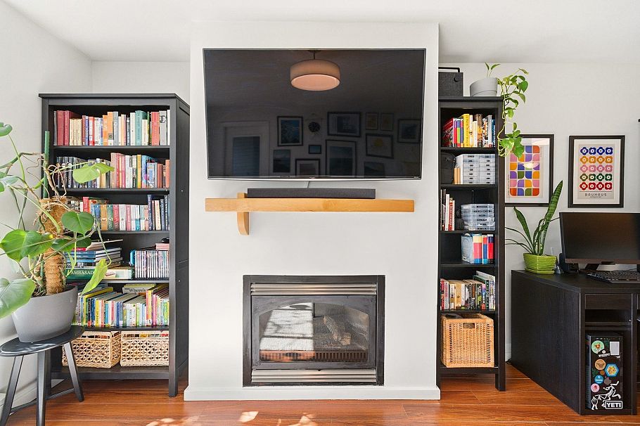 113 1111 Lynn Valley Road North Vancouver, BC - 12