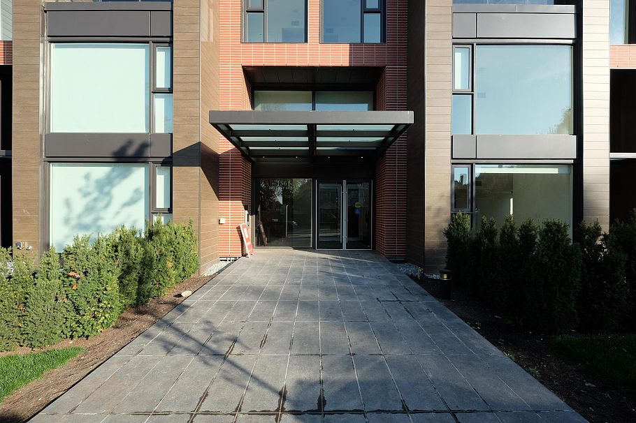 703 1561 W 57th Vancouver, BC - 5