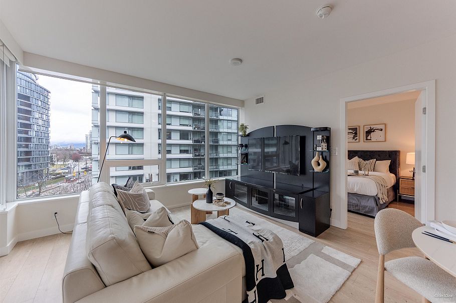 710 111 E 1st Avenue Vancouver, BC - 9