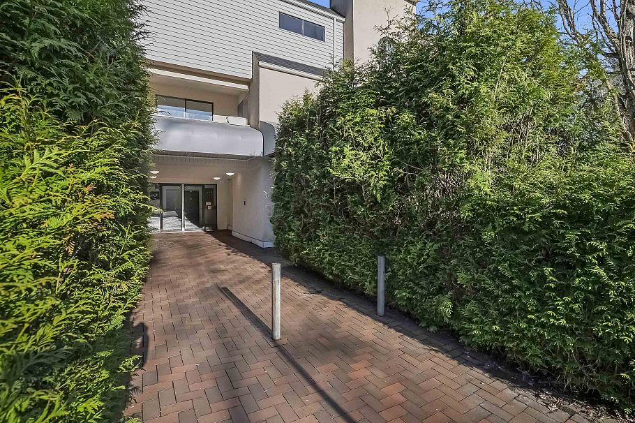 303 975 E Broadway Vancouver, BC - 33