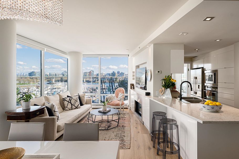 505 1201 Marinaside Crescent Vancouver, BC - 6