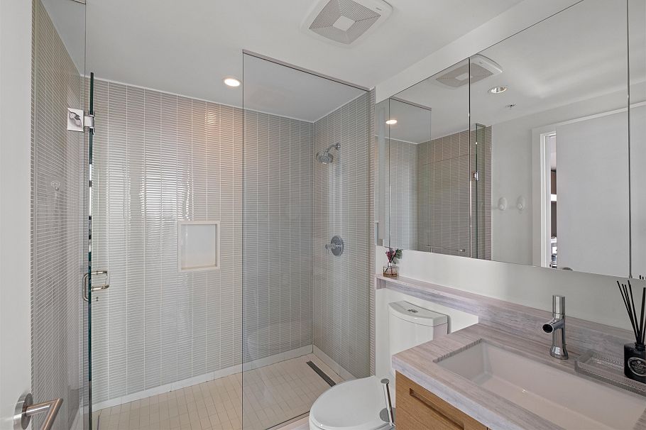 3511 777 Richards Street Vancouver, BC - 17