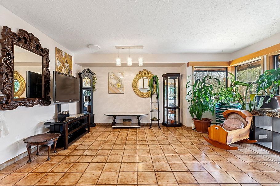 4436 W 11th Avenue Vancouver, BC - 22