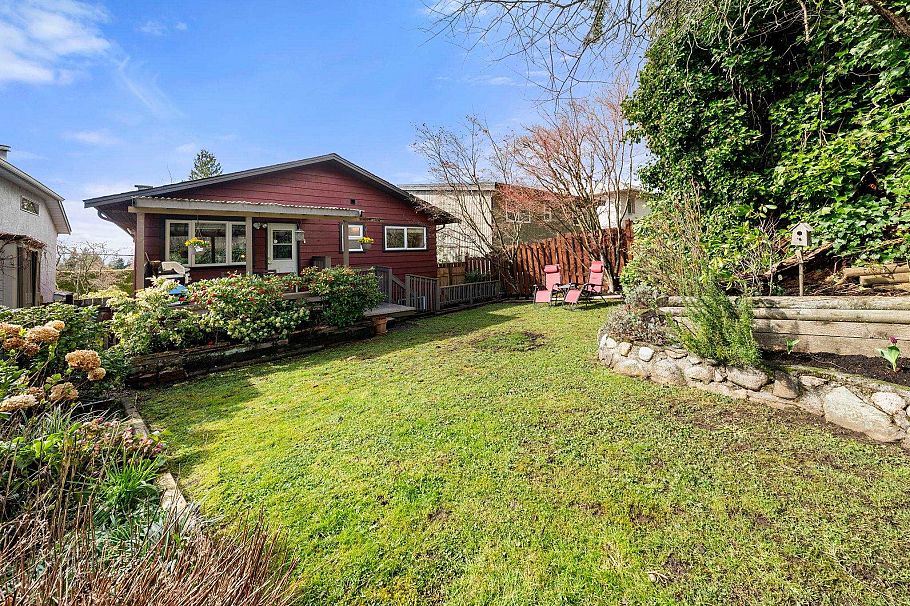 3300 Mahon Avenue North Vancouver, BC - 14