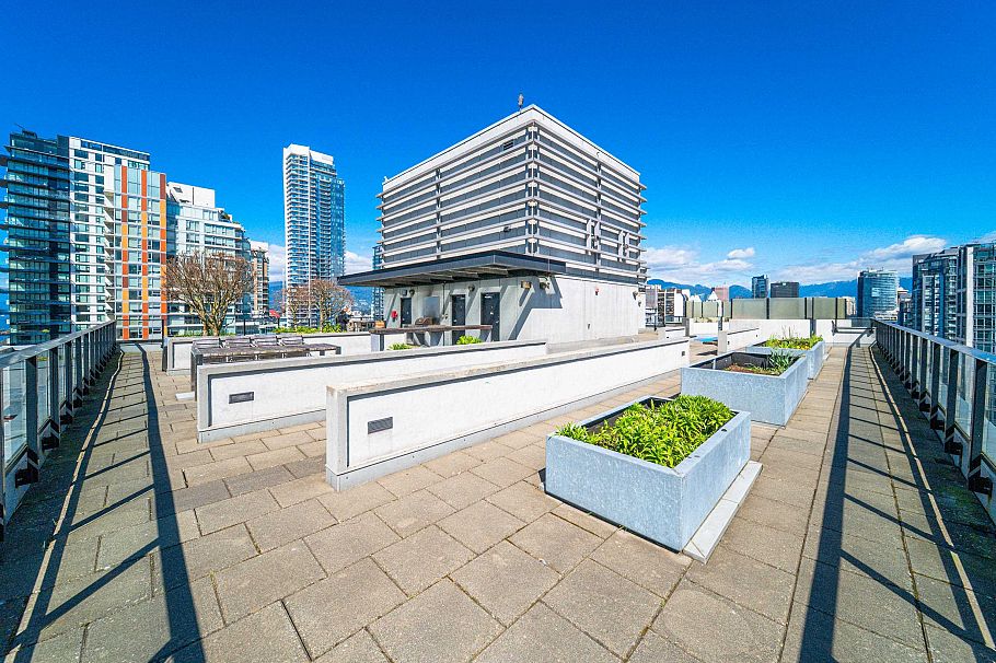 1703 1325 Rolston Street Vancouver, BC - 28