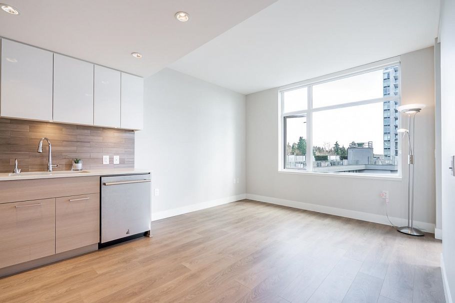 713 3451 Sawmill Crescent Vancouver, BC - 16