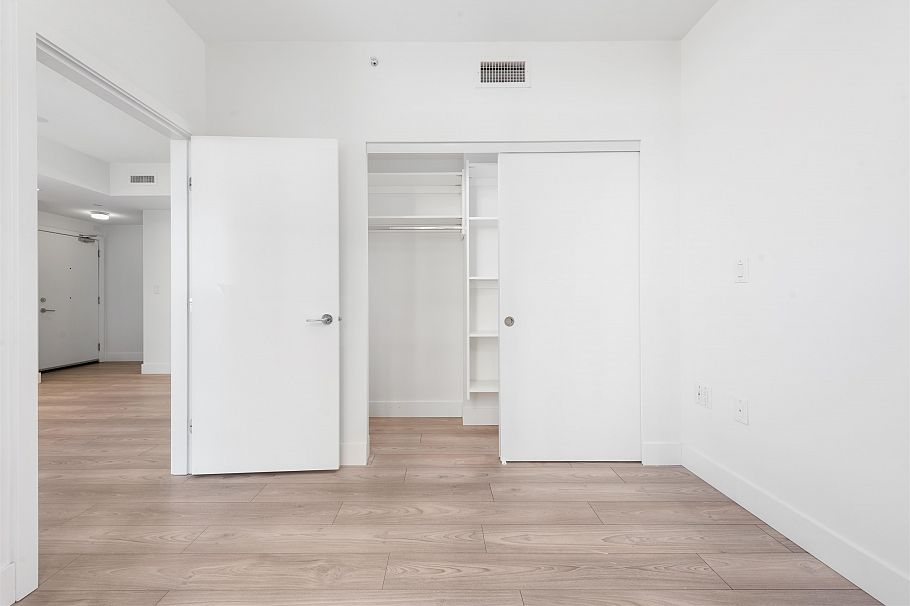 601 8570 Rivergrass Drive Vancouver, BC - 10