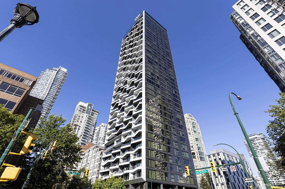 1104 889 Pacific Street Vancouver, BC - 5