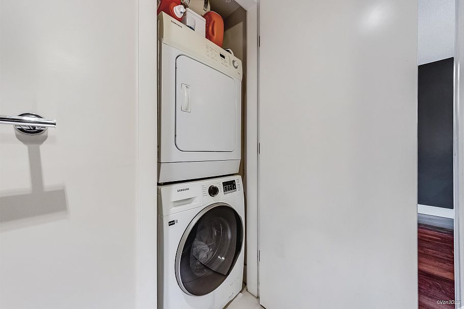 213 1088 Richards Street Vancouver, BC - 13