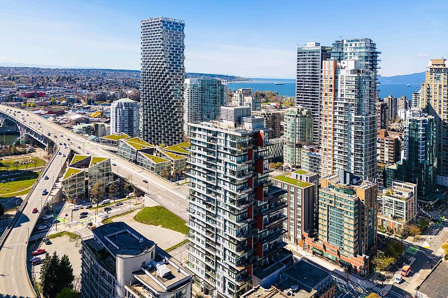 1703 1325 Rolston Street Vancouver, BC - 39