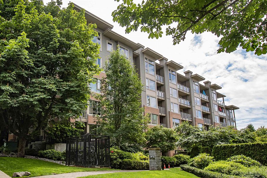 515 119 W 22nd Street North Vancouver, BC - 5