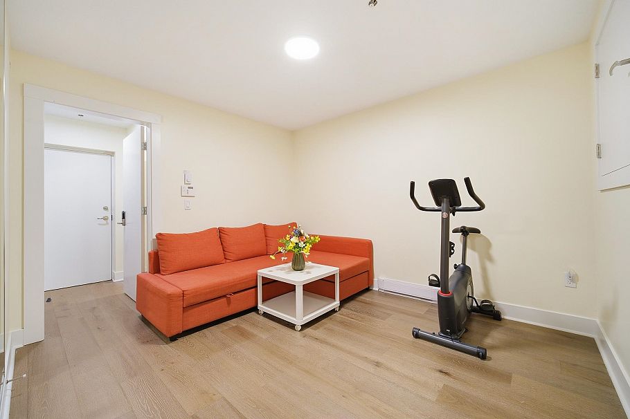 2160 W 8th Avenue Vancouver, BC - 33