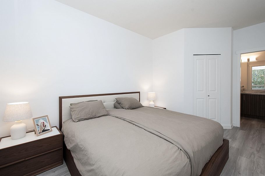 515 119 W 22nd Street North Vancouver, BC - 18