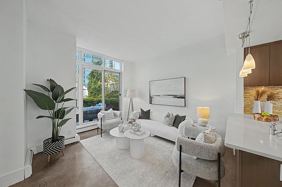 TH A 1199 Marinaside Crescent Vancouver, BC - 3