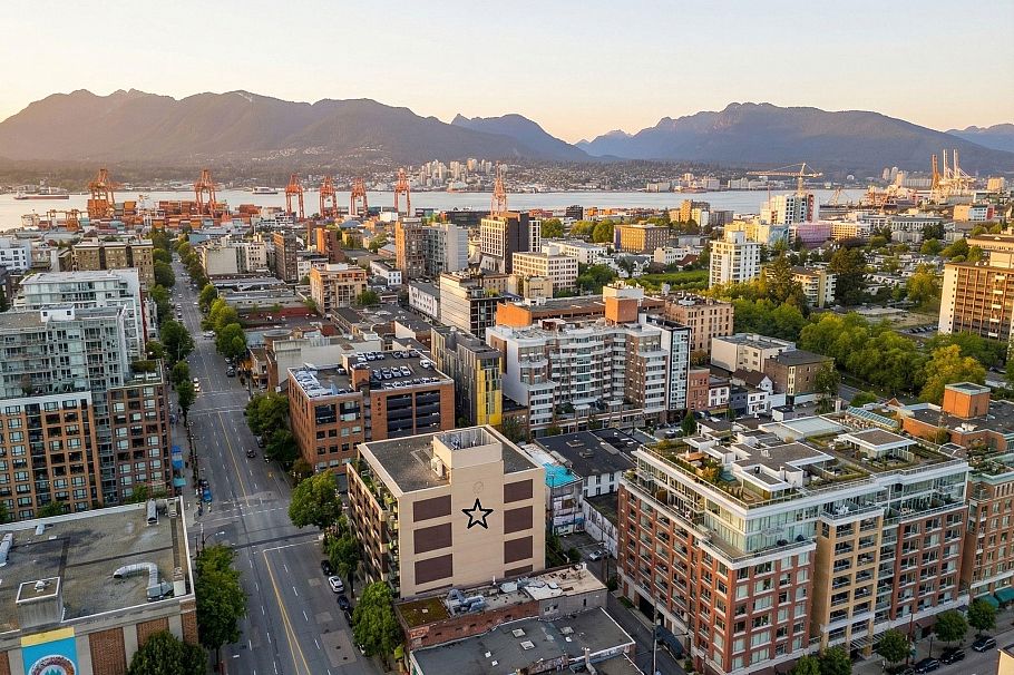 710 718 Main Street Vancouver, BC - 24