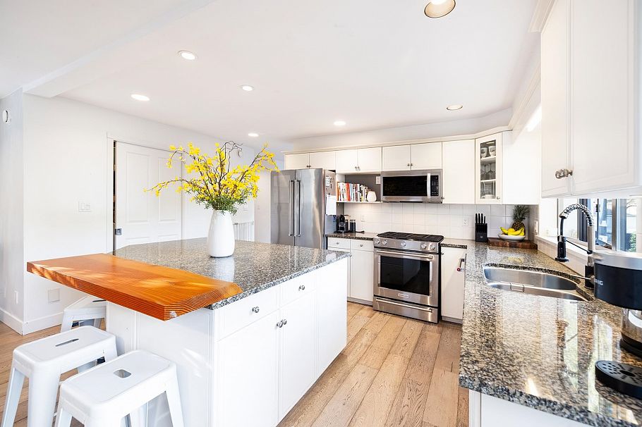 4198 Sunset Boulevard North Vancouver, BC - 15