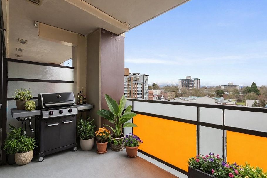 710 718 Main Street Vancouver, BC - 11