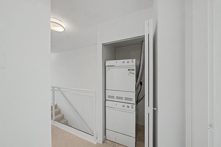 TH A 1199 Marinaside Crescent Vancouver, BC - 18