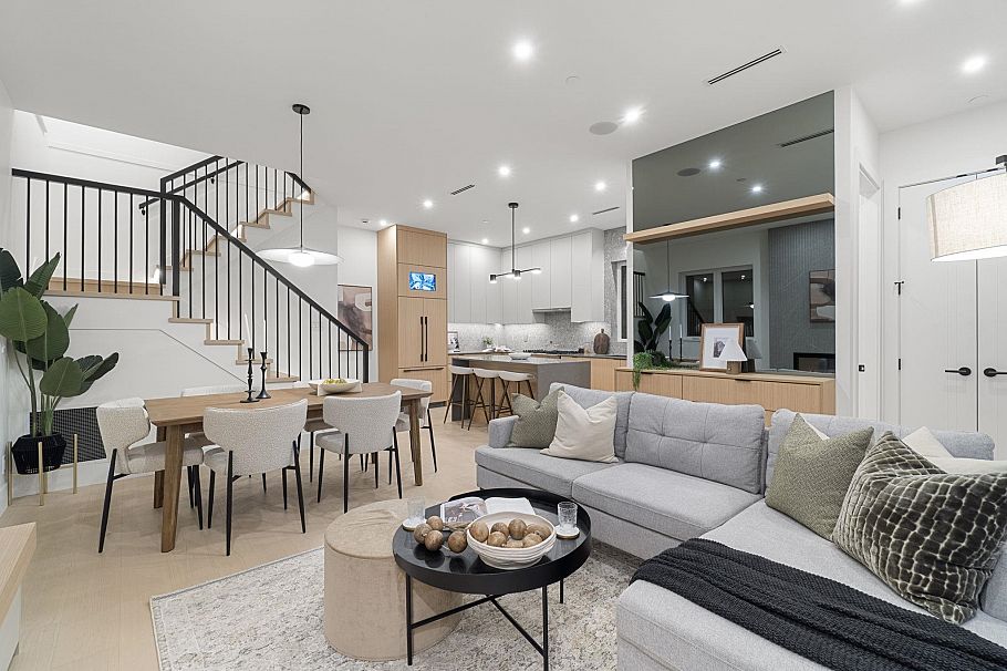 1 1945 E 13th Avenue Vancouver, BC - 3