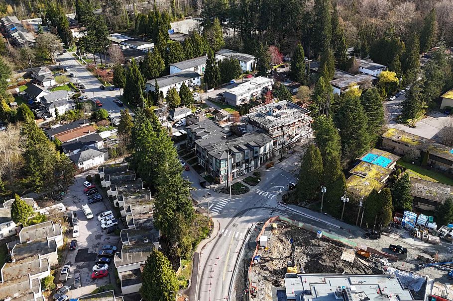 308 Seymour River Place North Vancouver, BC - 33