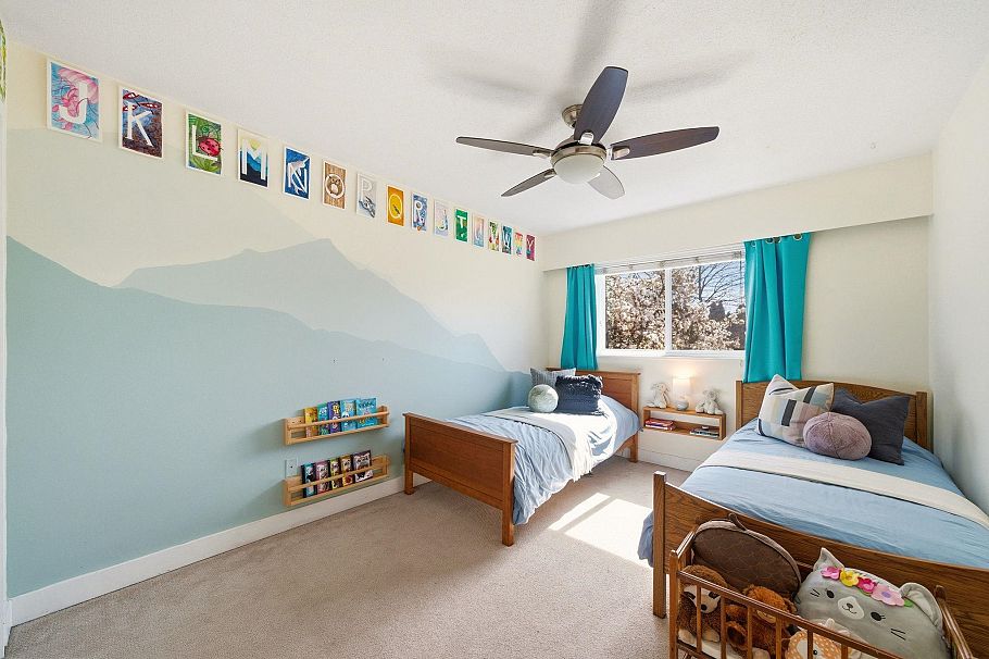 931 Old Lillooet Road North Vancouver, BC - 17